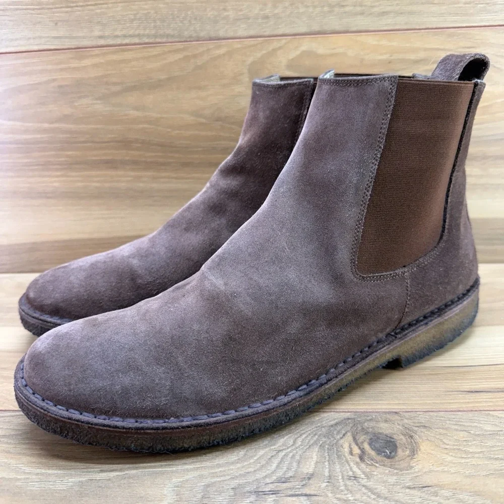 Barney's New York Suede Chelsea Boots Mens 10 M Crepe Gum Sole Desert FLAWED